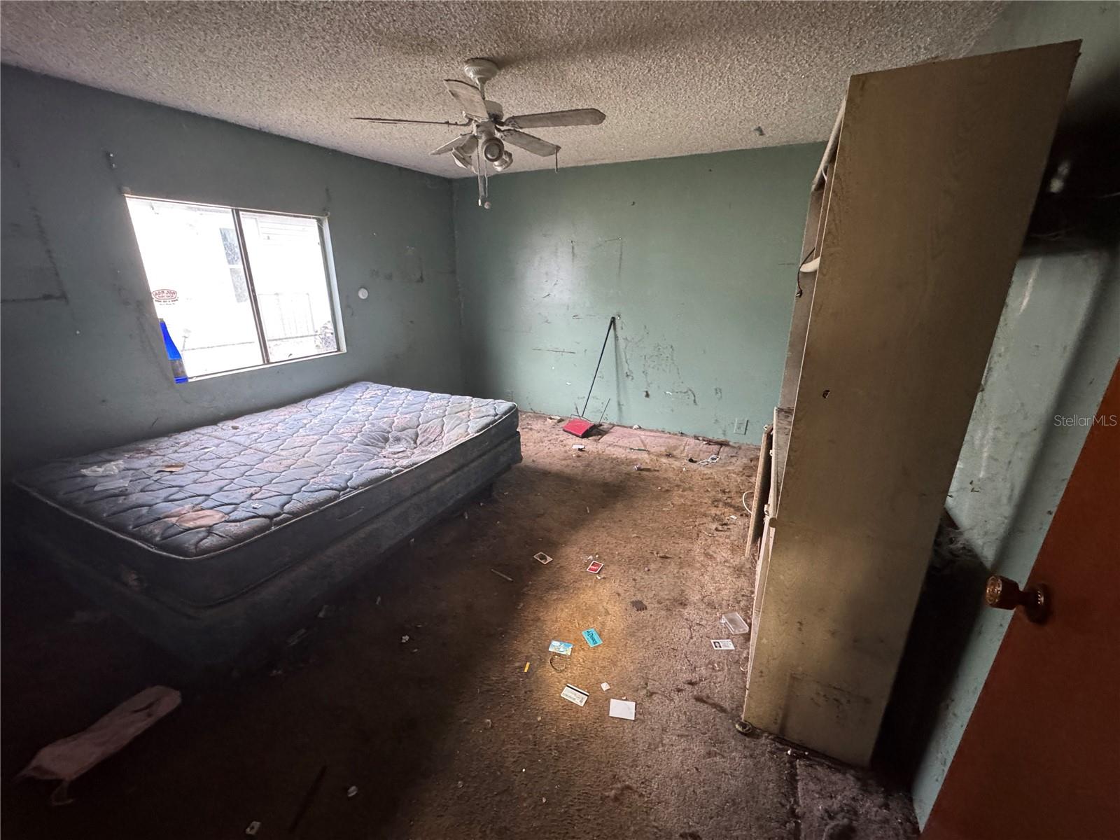 Image 16 of 25 For 217 Ellsworth Drive