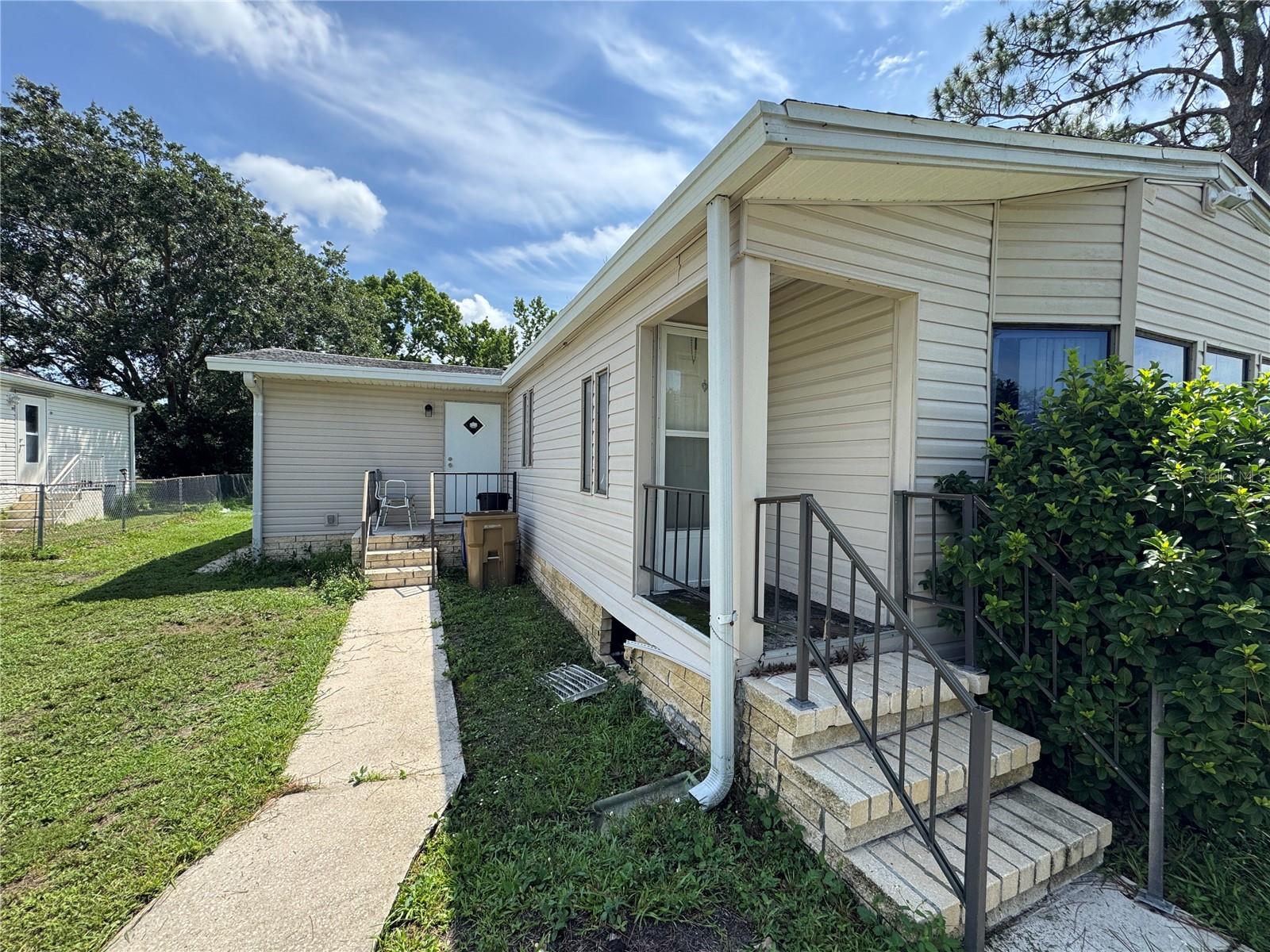 Image 3 of 25 For 217 Ellsworth Drive