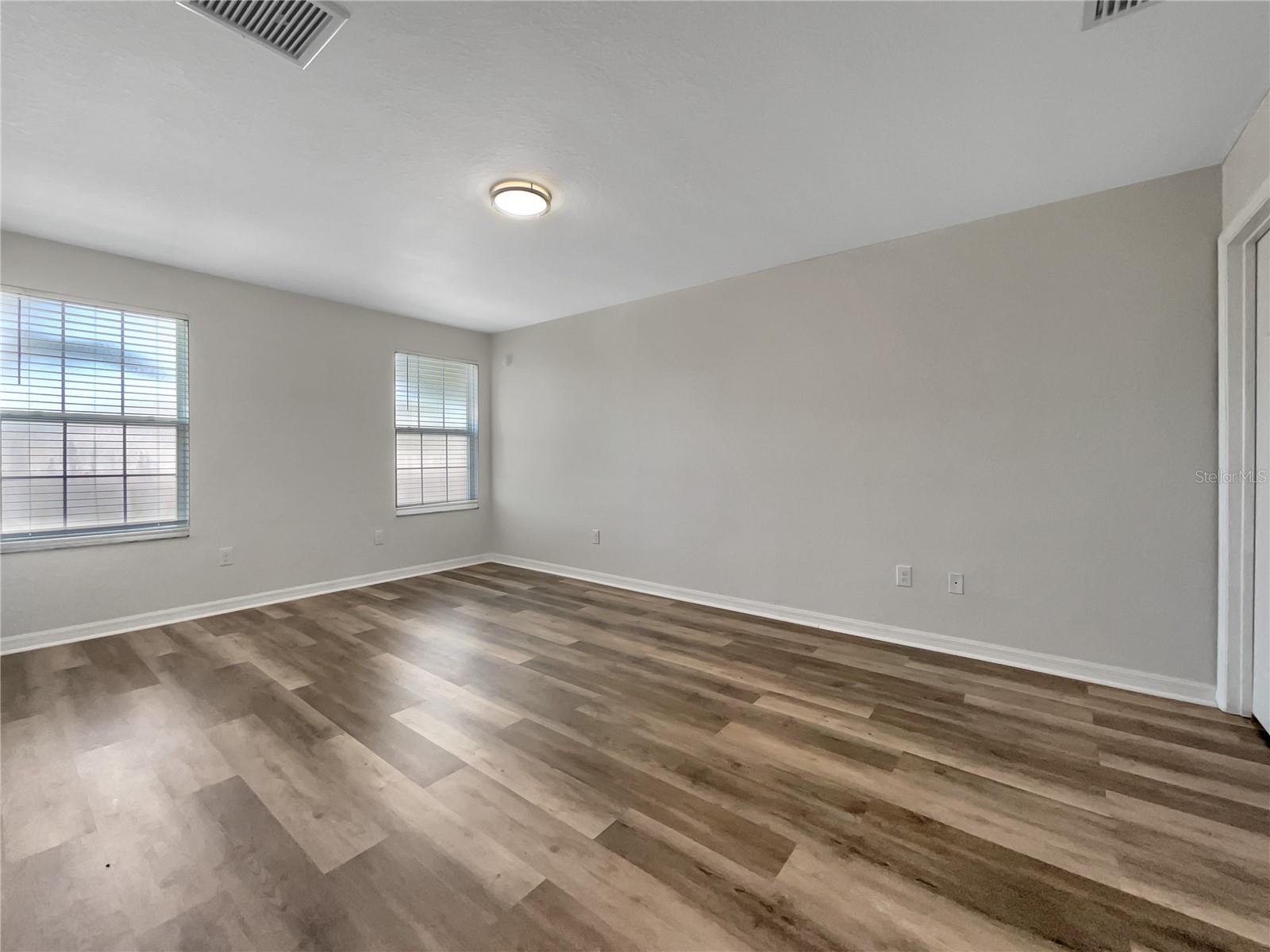 Image 16 of 19 For 4632 Vignette Way