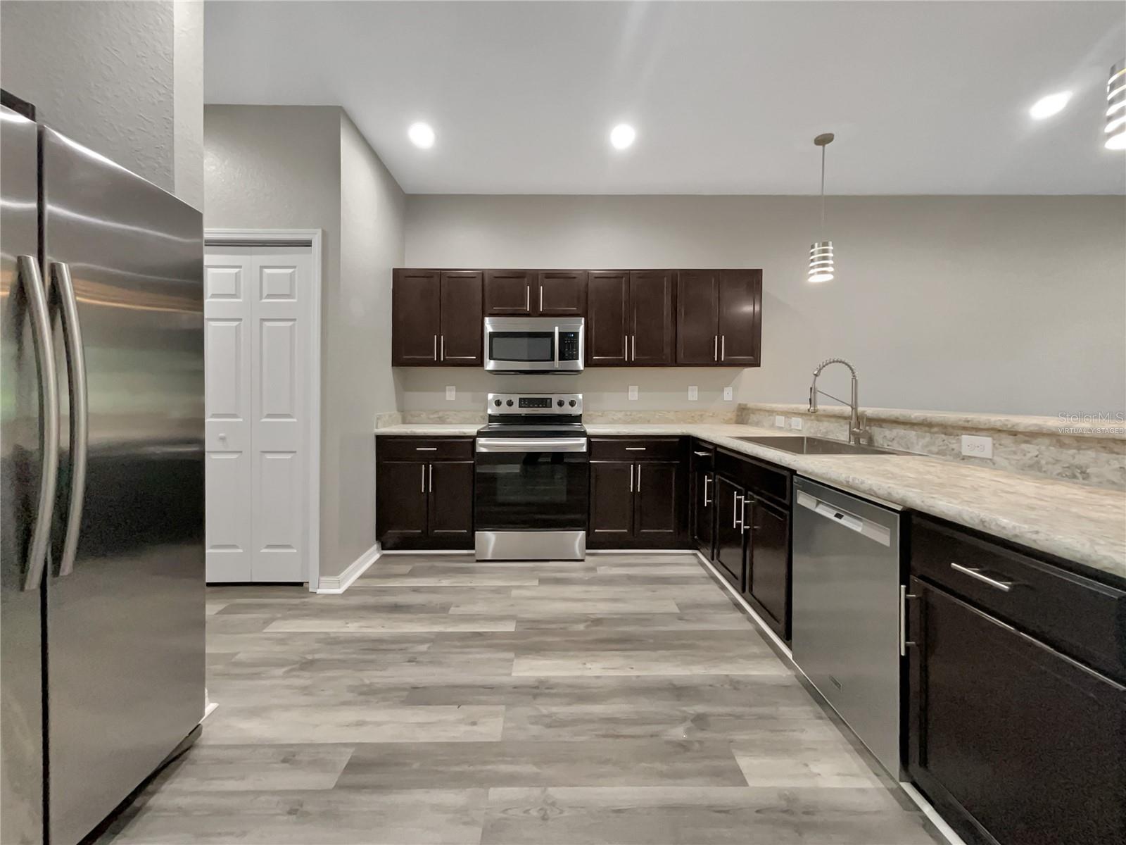 Image 2 of 19 For 4632 Vignette Way