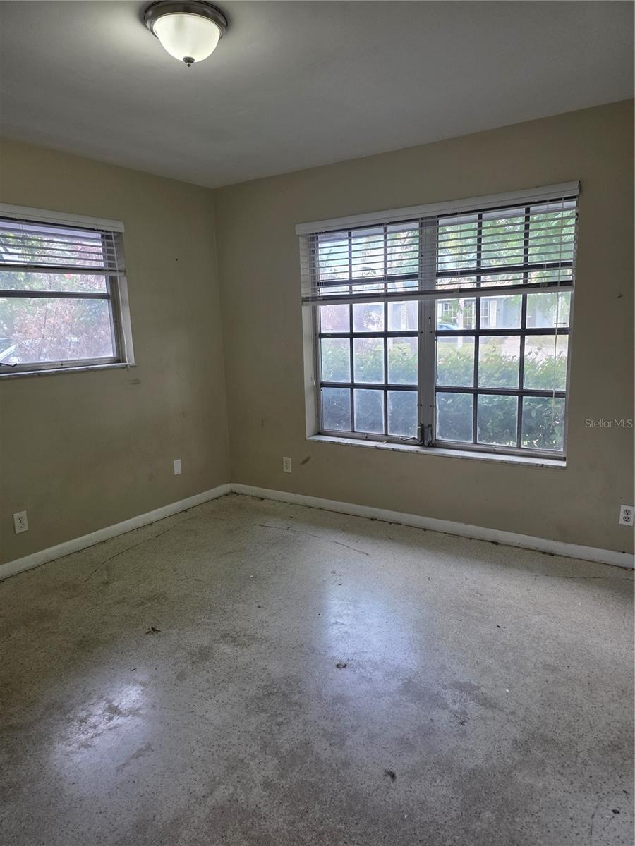 Image 6 of 9 For 6011 19th Avenue