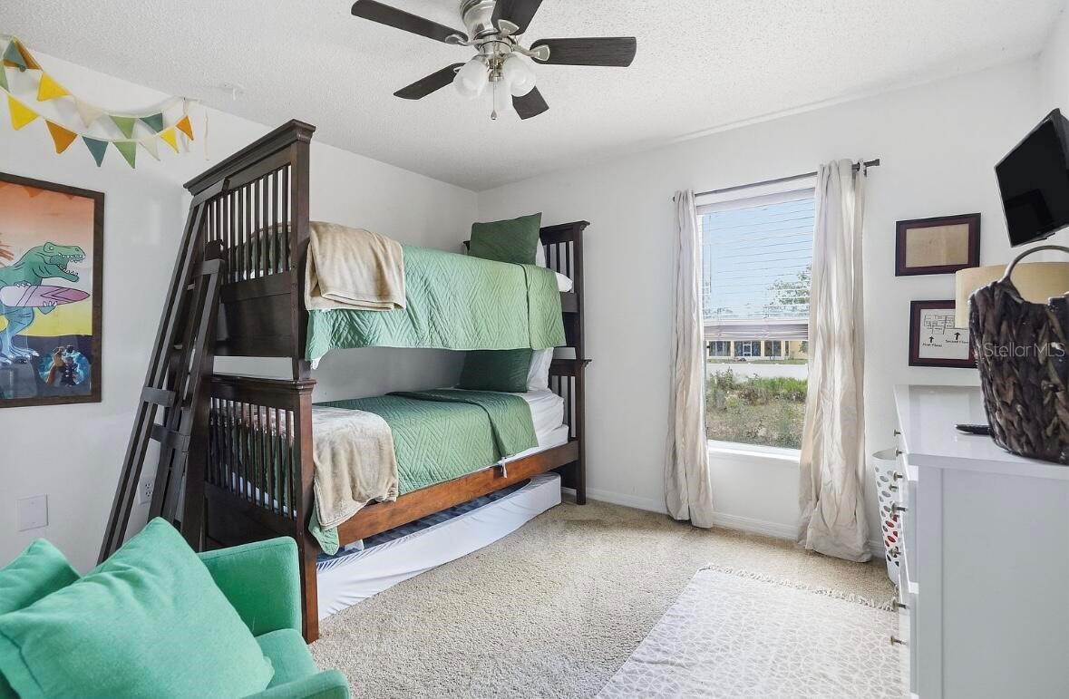 Image 24 of 42 For 11077 Jenny Wren Road