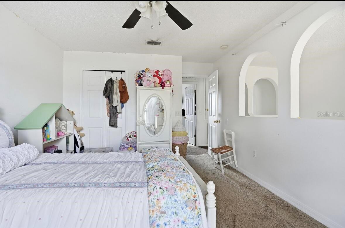 Image 27 of 42 For 11077 Jenny Wren Road