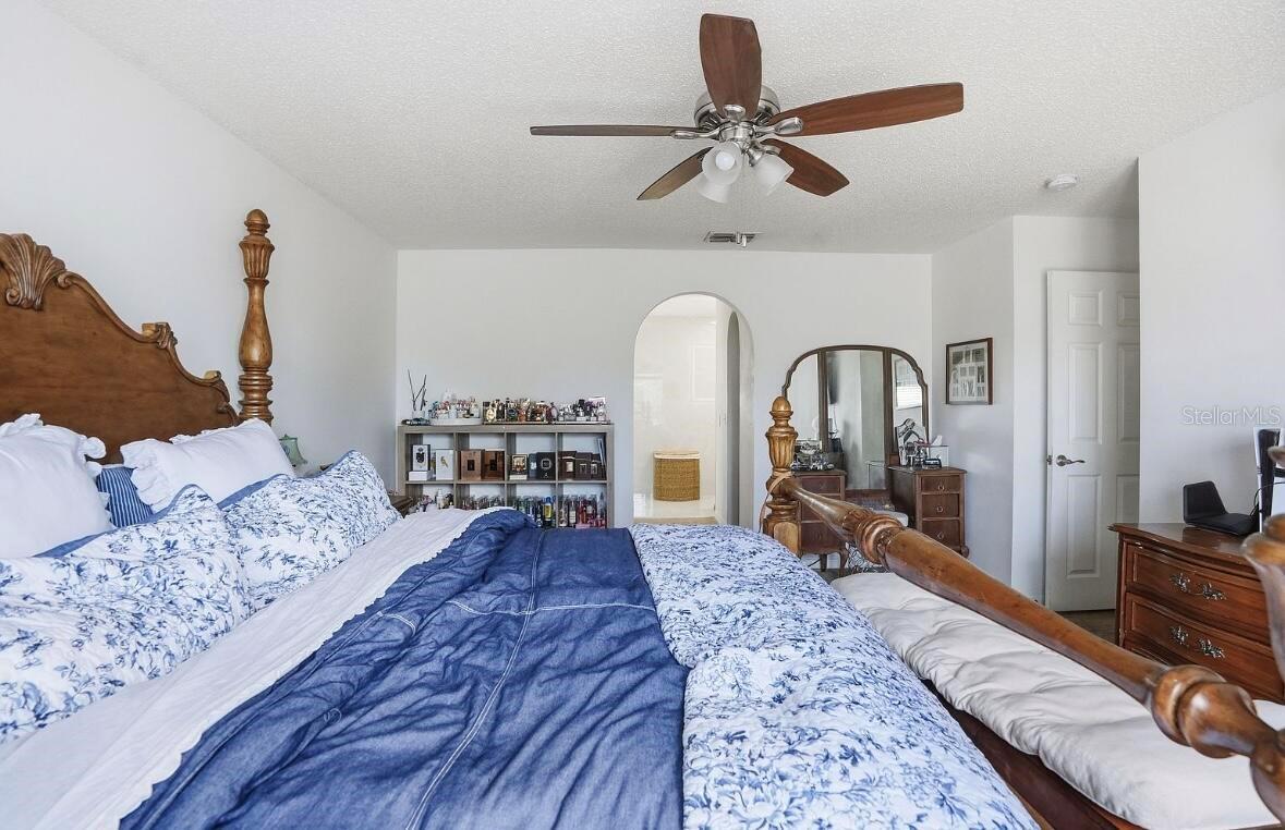 Image 29 of 42 For 11077 Jenny Wren Road