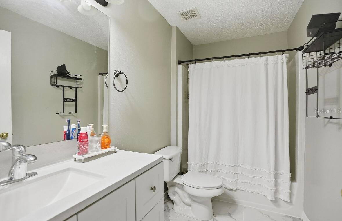 Image 33 of 42 For 11077 Jenny Wren Road