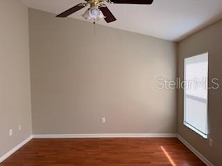 Image 17 of 31 For 25422 Lexington Oaks Boulevard