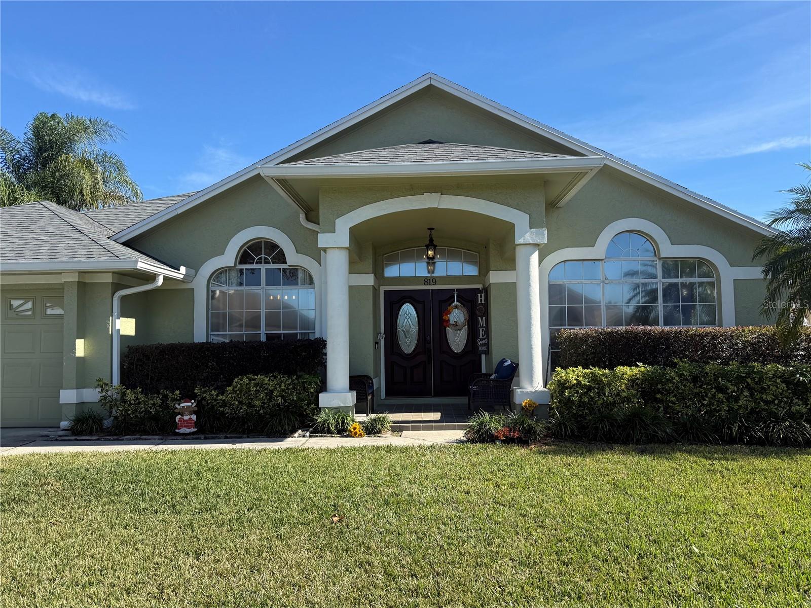 Image 2 of 48 For 819 Ardenleigh Drive