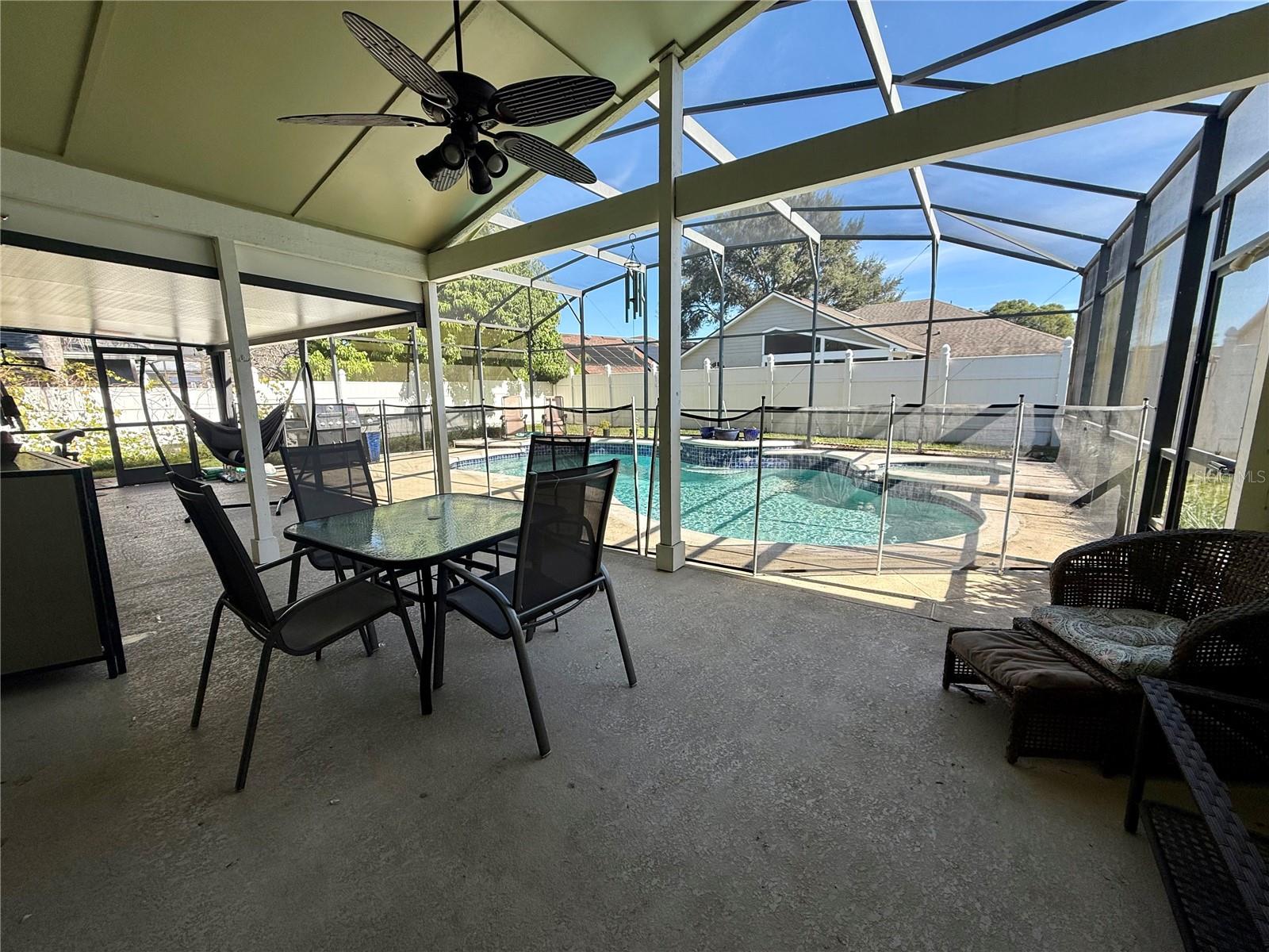 Image 41 of 48 For 819 Ardenleigh Drive