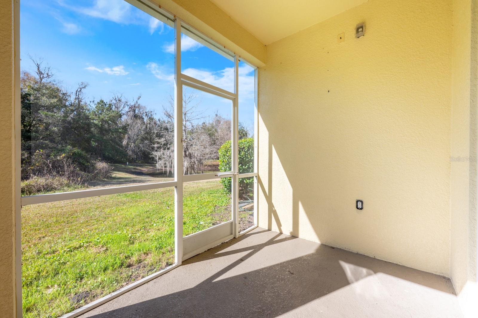 Image 24 of 34 For 516 Penny Royal Place