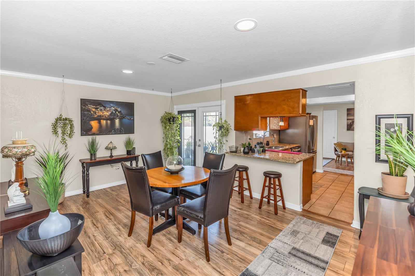 Image 10 of 28 For 1506 June Avenue