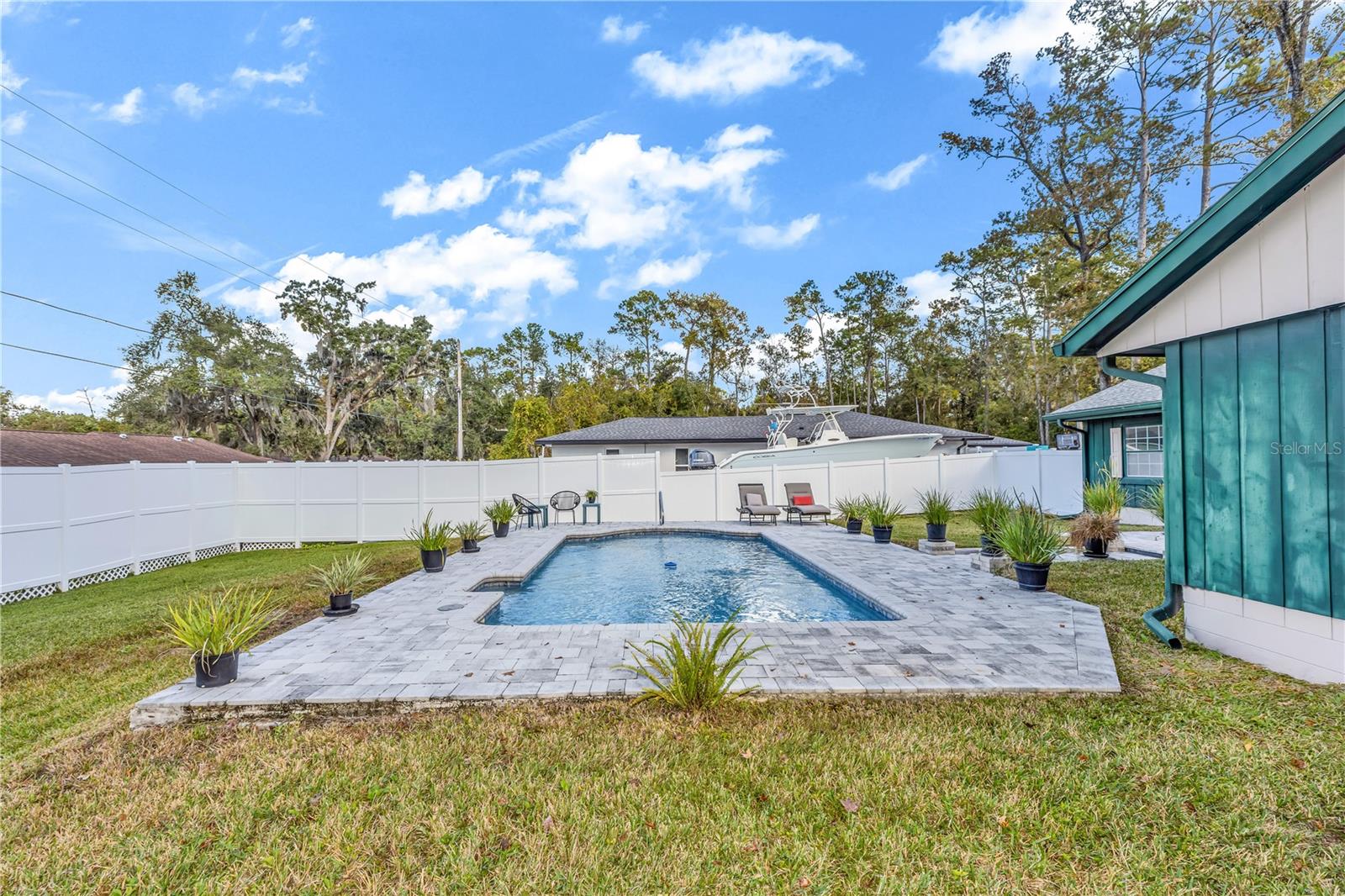 Image 21 of 28 For 1506 June Avenue