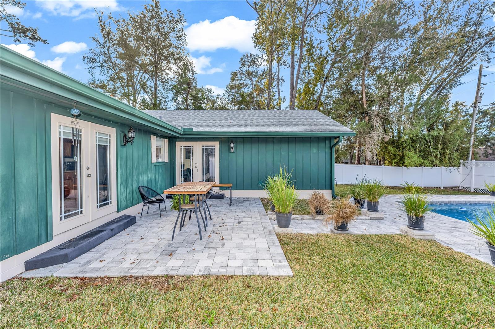 Image 22 of 28 For 1506 June Avenue