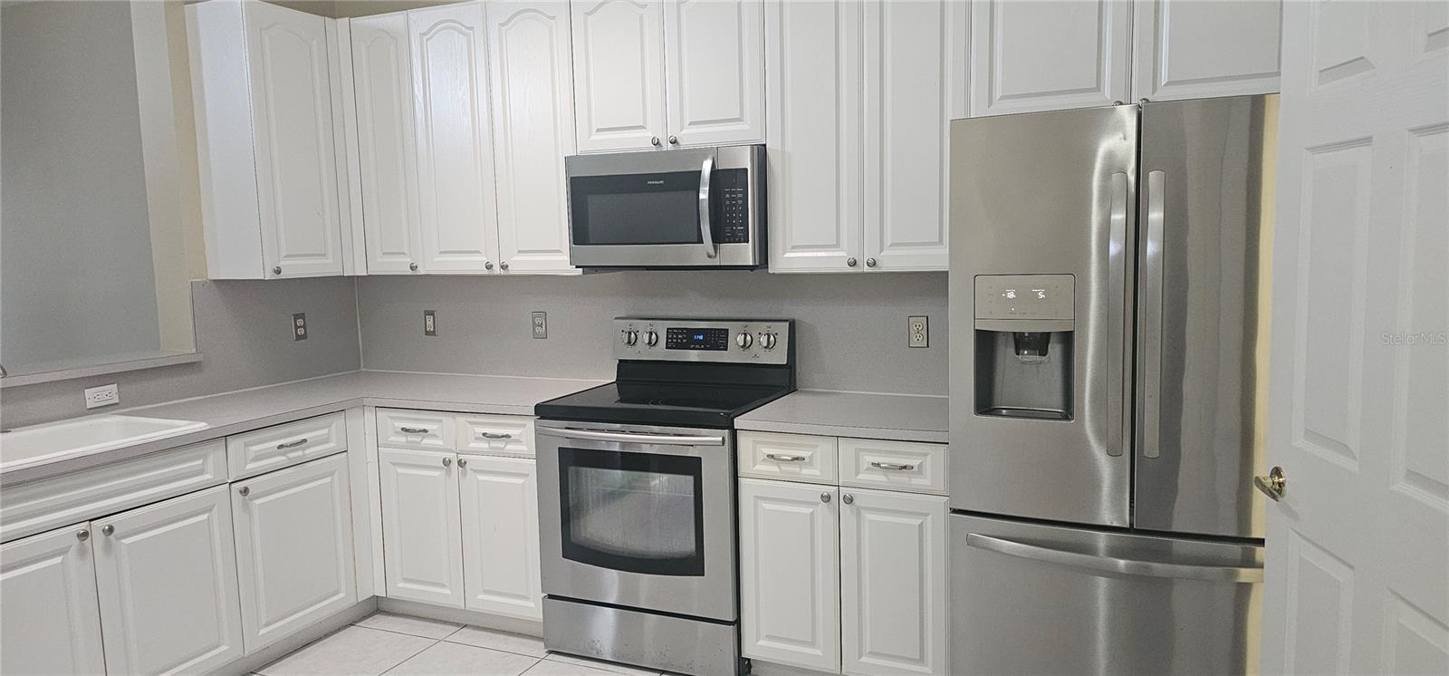 Image 3 of 20 For 12363 Pleasant Green Way