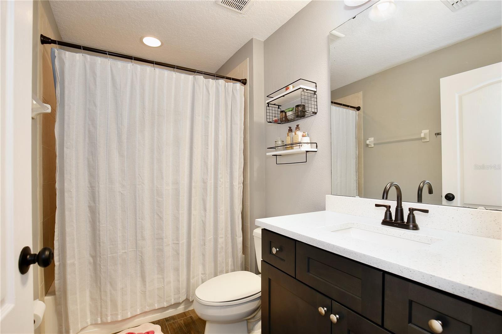 Image 16 of 44 For 5209 Cape Hatteras Drive