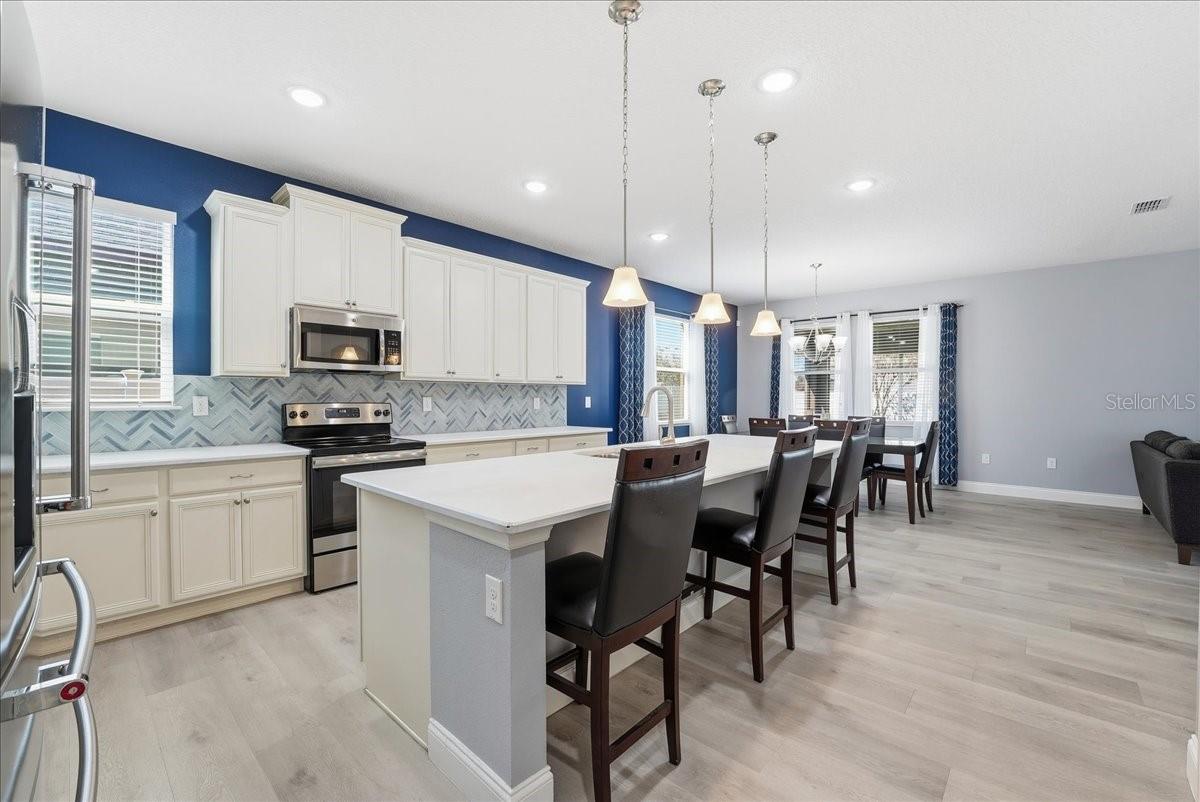 Image 17 of 50 For 3335 Puxton Drive