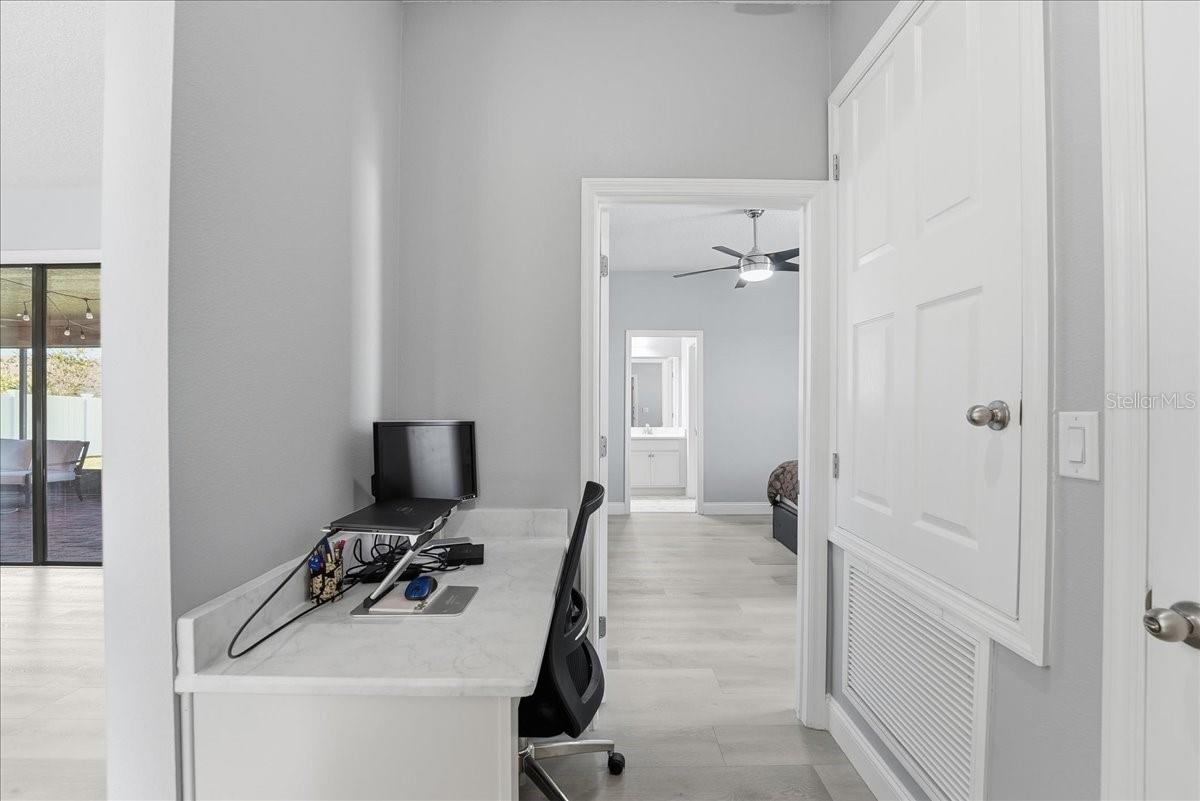 Image 22 of 50 For 3335 Puxton Drive