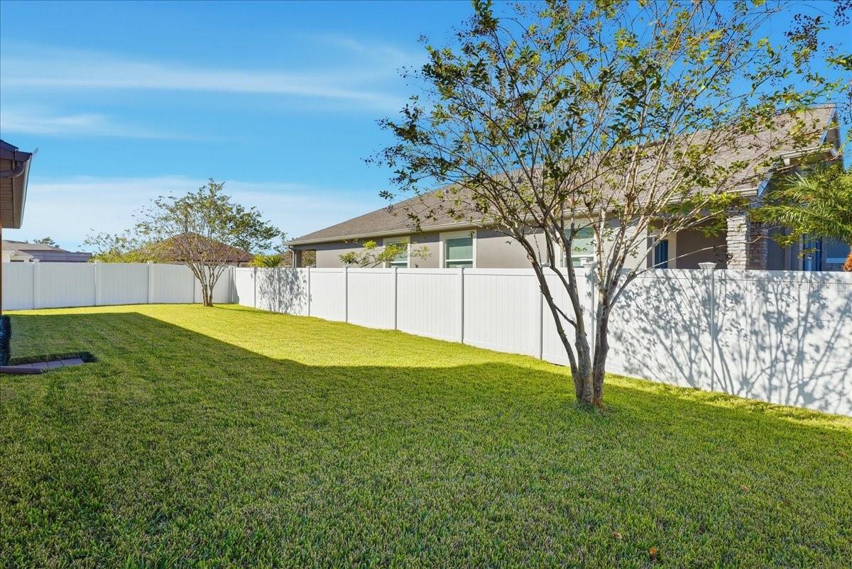 Image 3 of 50 For 3335 Puxton Drive