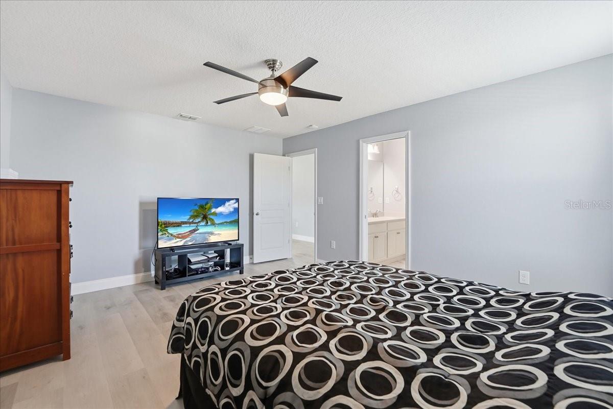 Image 36 of 50 For 3335 Puxton Drive