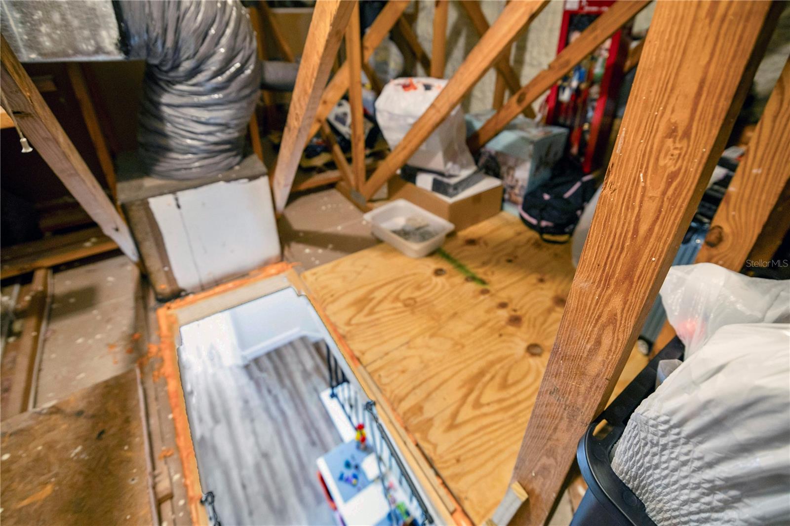 Image 21 of 27 For 2823 Boulder Falls Court