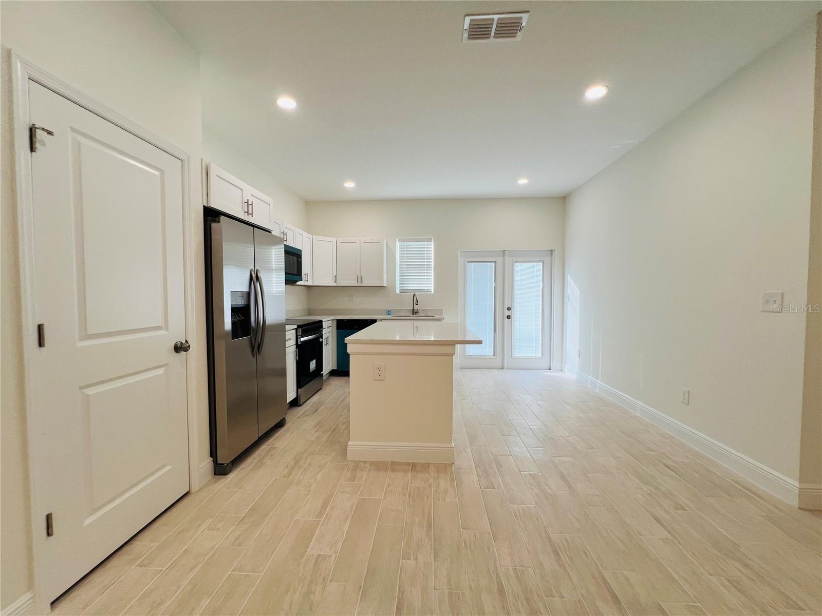 Image 20 of 23 For 5304 Davisson Avenue