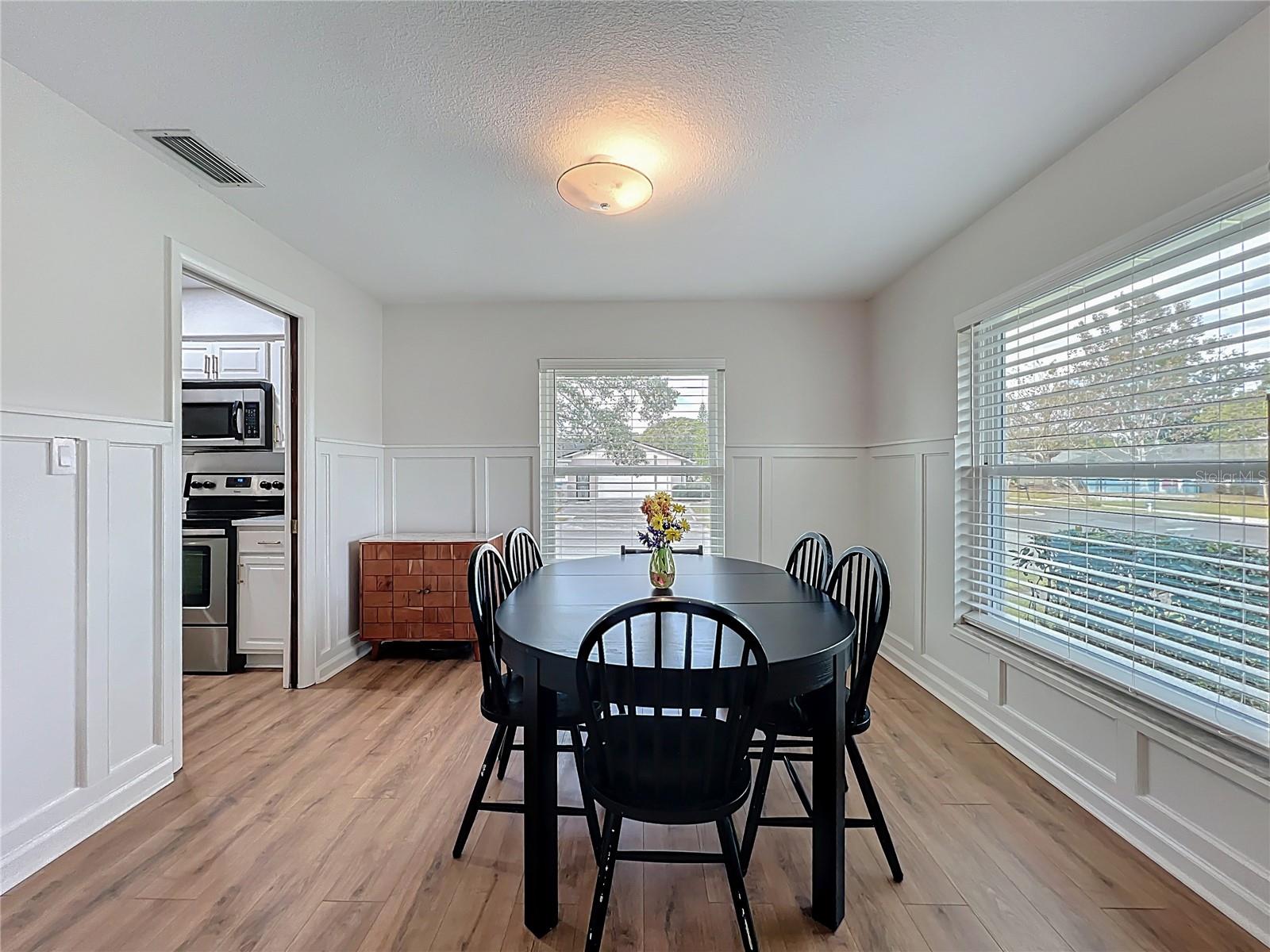 Image 14 of 52 For 5100 Andrea Boulevard