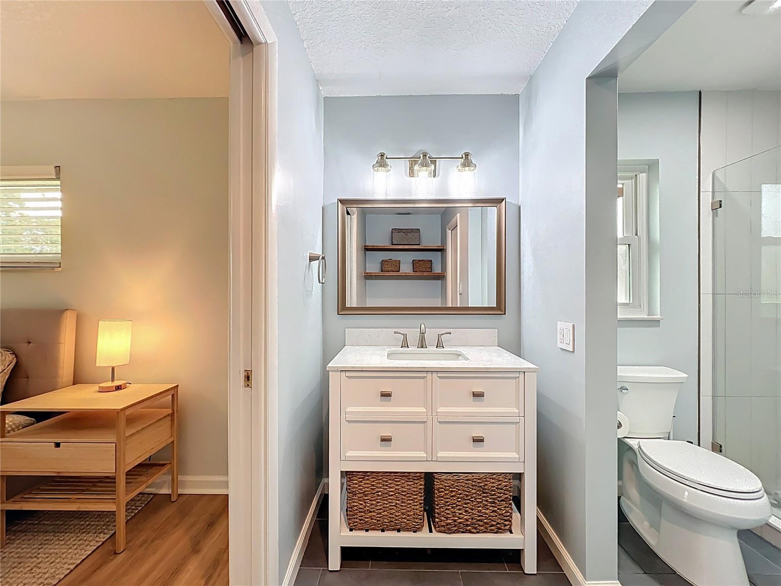 Image 21 of 52 For 5100 Andrea Boulevard