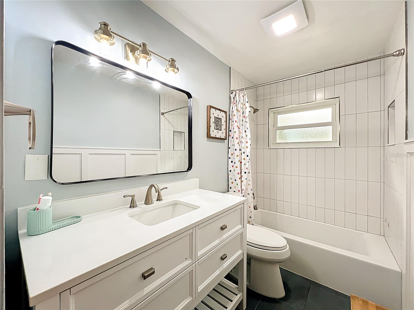 Image 32 of 52 For 5100 Andrea Boulevard