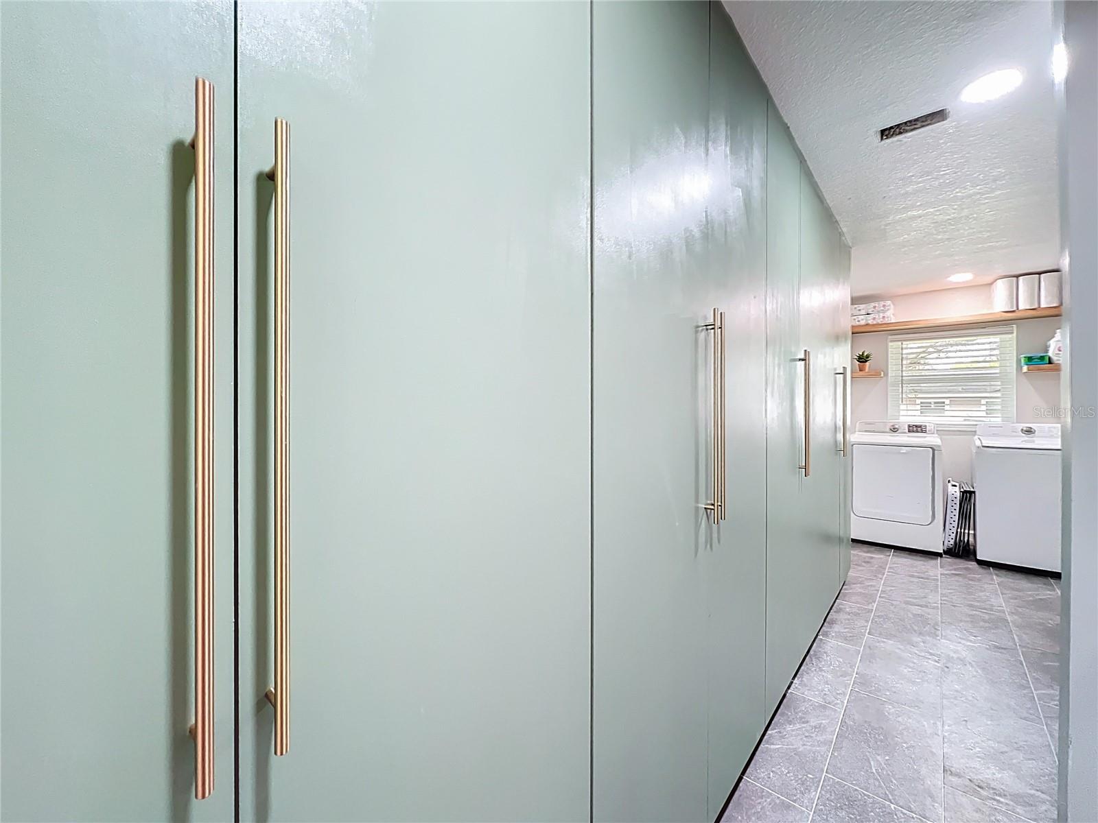 Image 36 of 52 For 5100 Andrea Boulevard