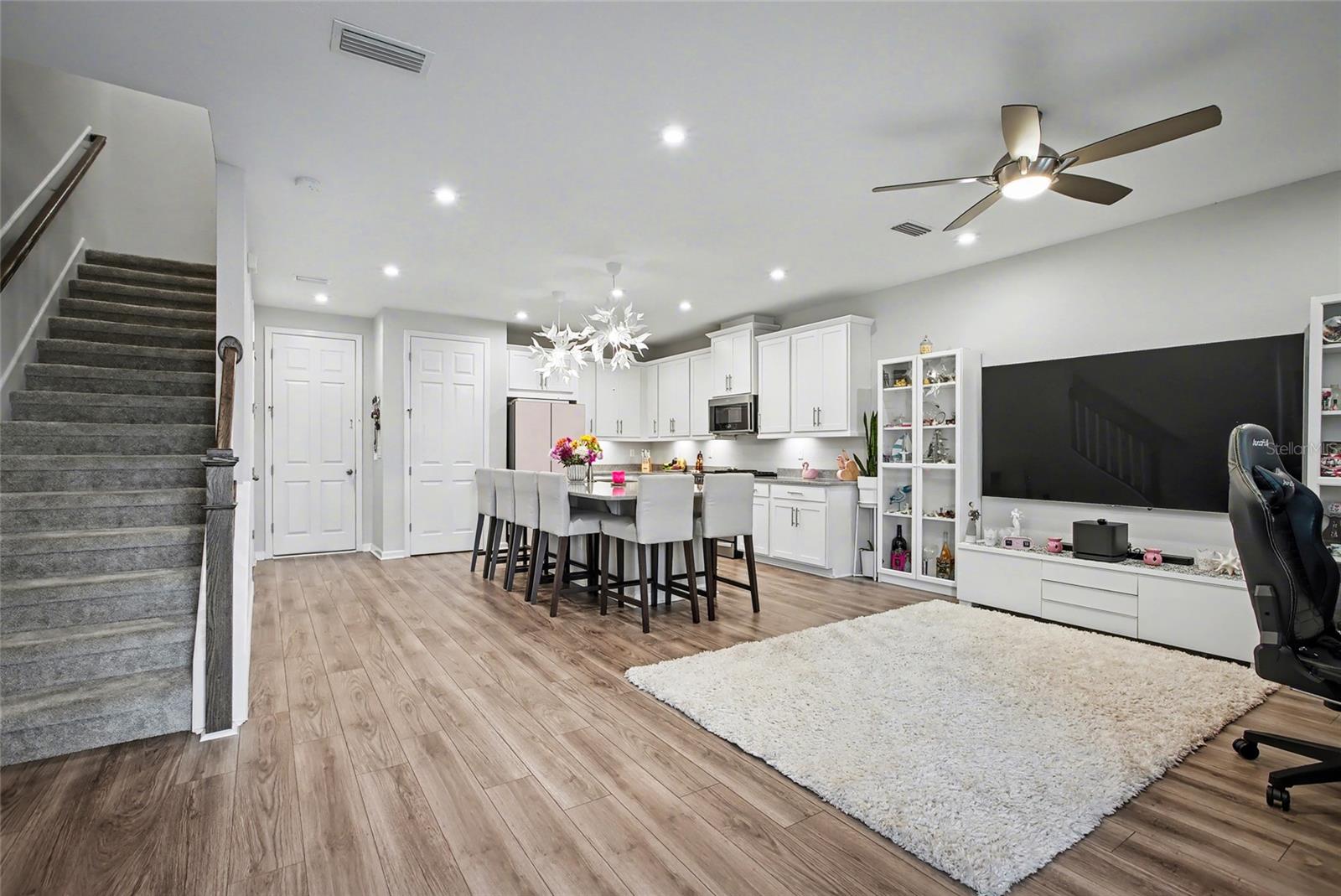 Image 3 of 20 For 3515 Headland Way