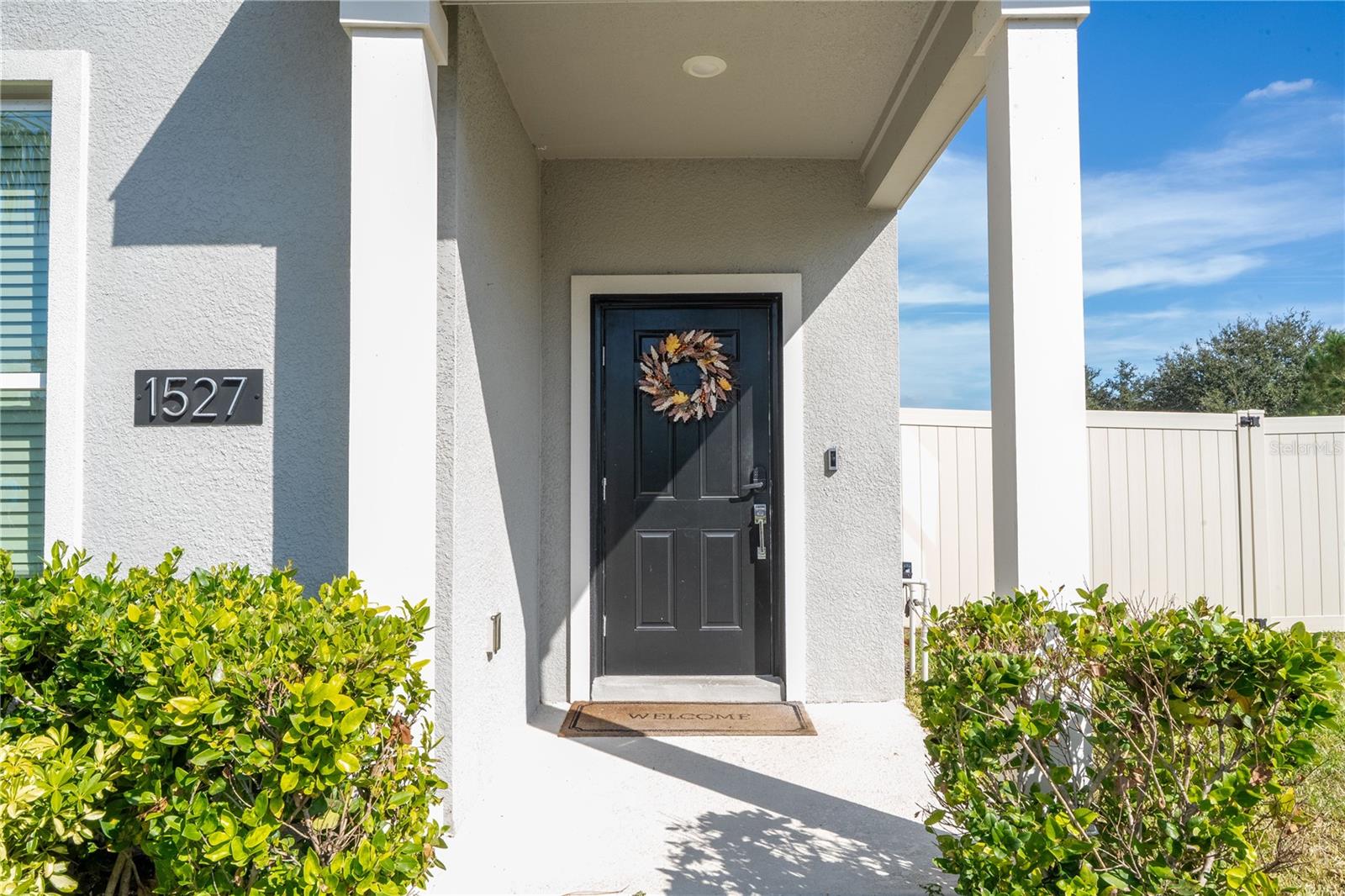 Image 15 of 69 For 1527 Viscaya Cove Boulevard