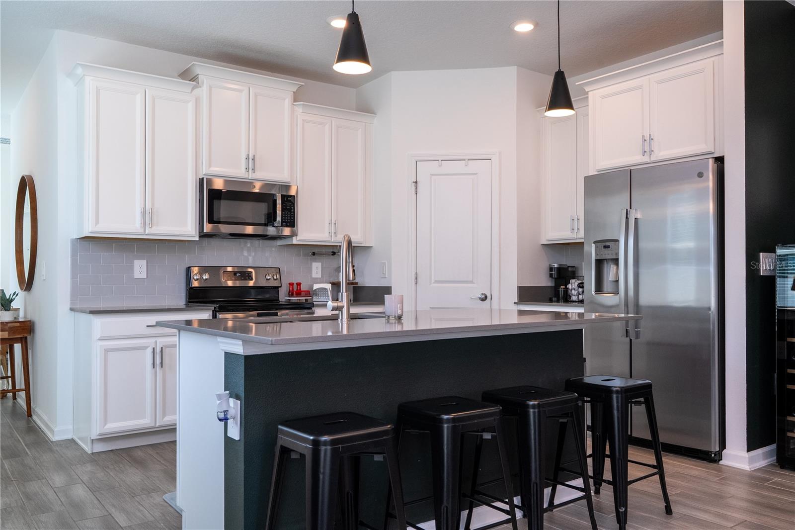 Image 20 of 69 For 1527 Viscaya Cove Boulevard