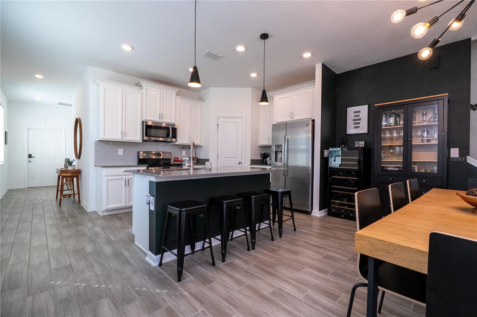 Image 24 of 69 For 1527 Viscaya Cove Boulevard