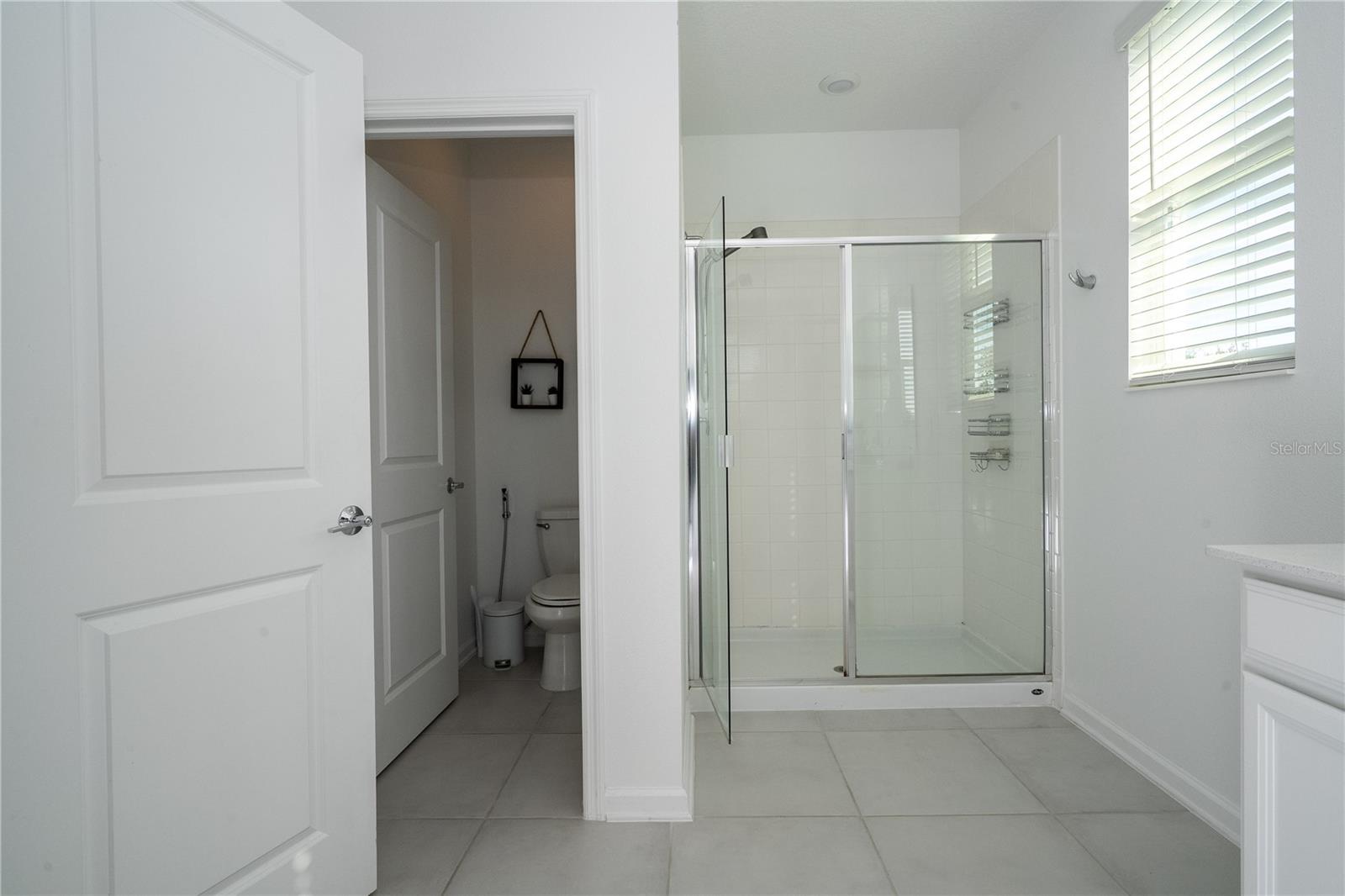 Image 52 of 69 For 1527 Viscaya Cove Boulevard