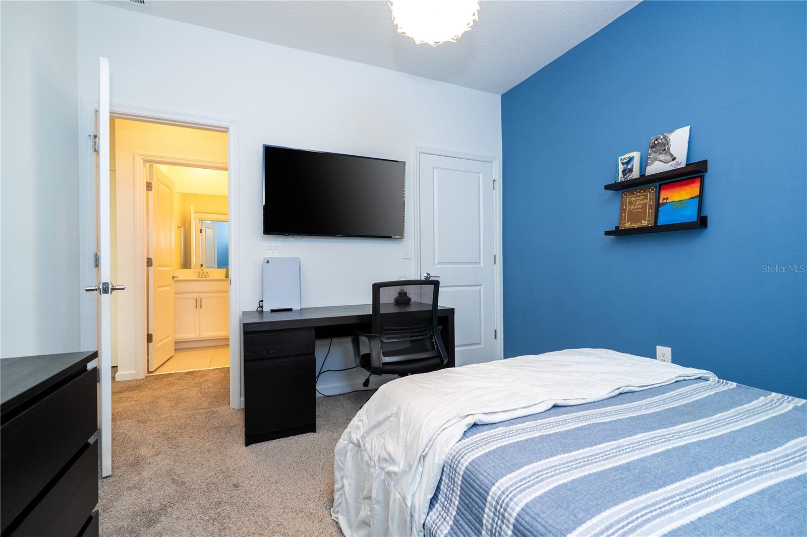 Image 58 of 69 For 1527 Viscaya Cove Boulevard