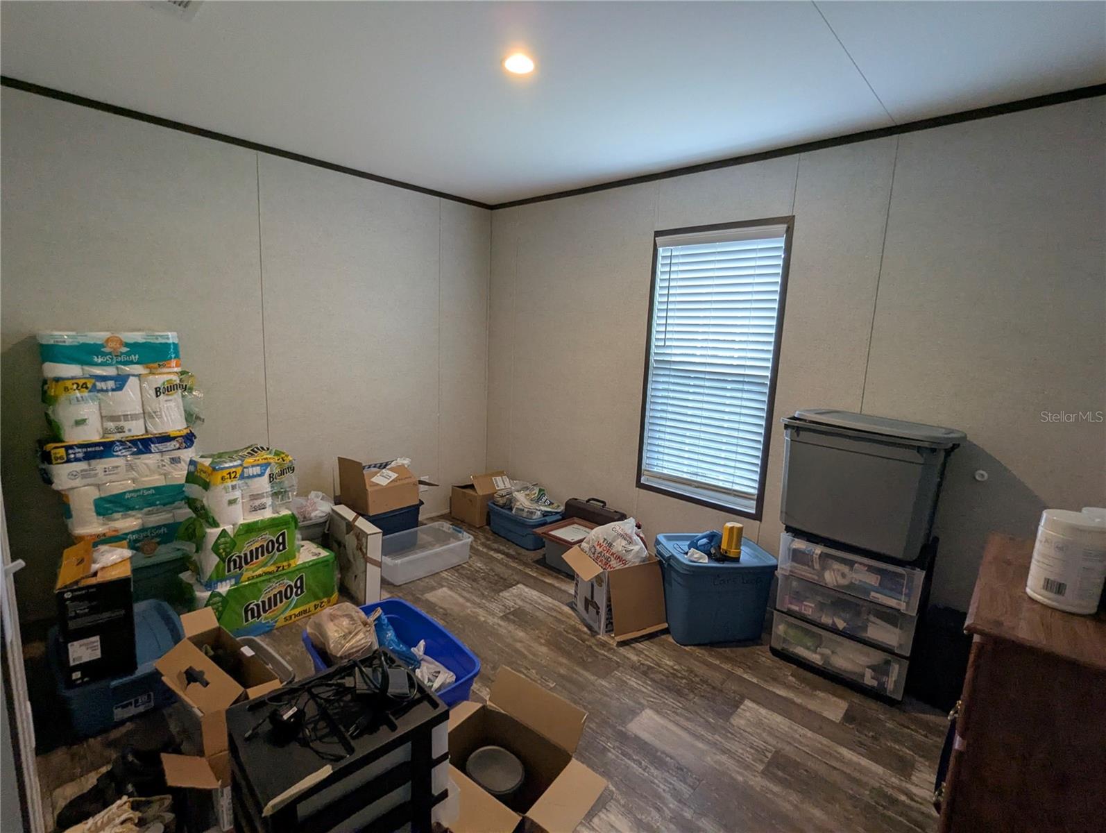 Image 31 of 45 For 27 Crescent Ridge Road