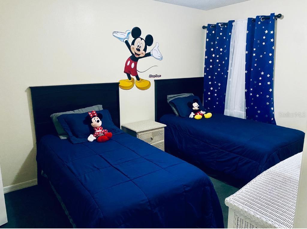 Image 11 of 46 For 2040 Royal Bay Boulevard 30