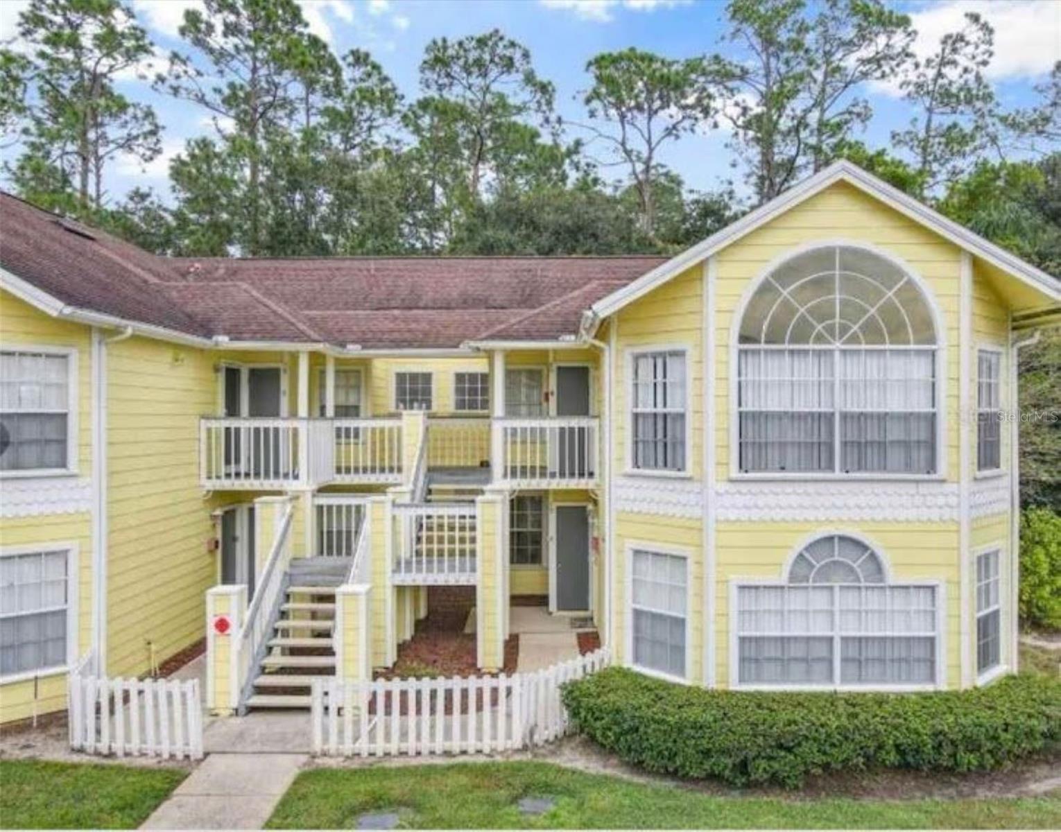 Image 25 of 46 For 2040 Royal Bay Boulevard 30