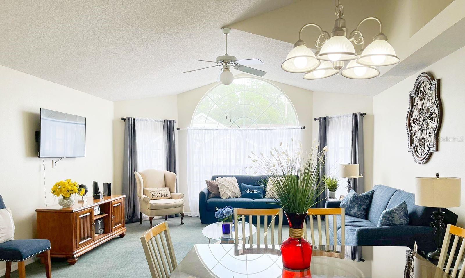 Image 31 of 46 For 2040 Royal Bay Boulevard 30