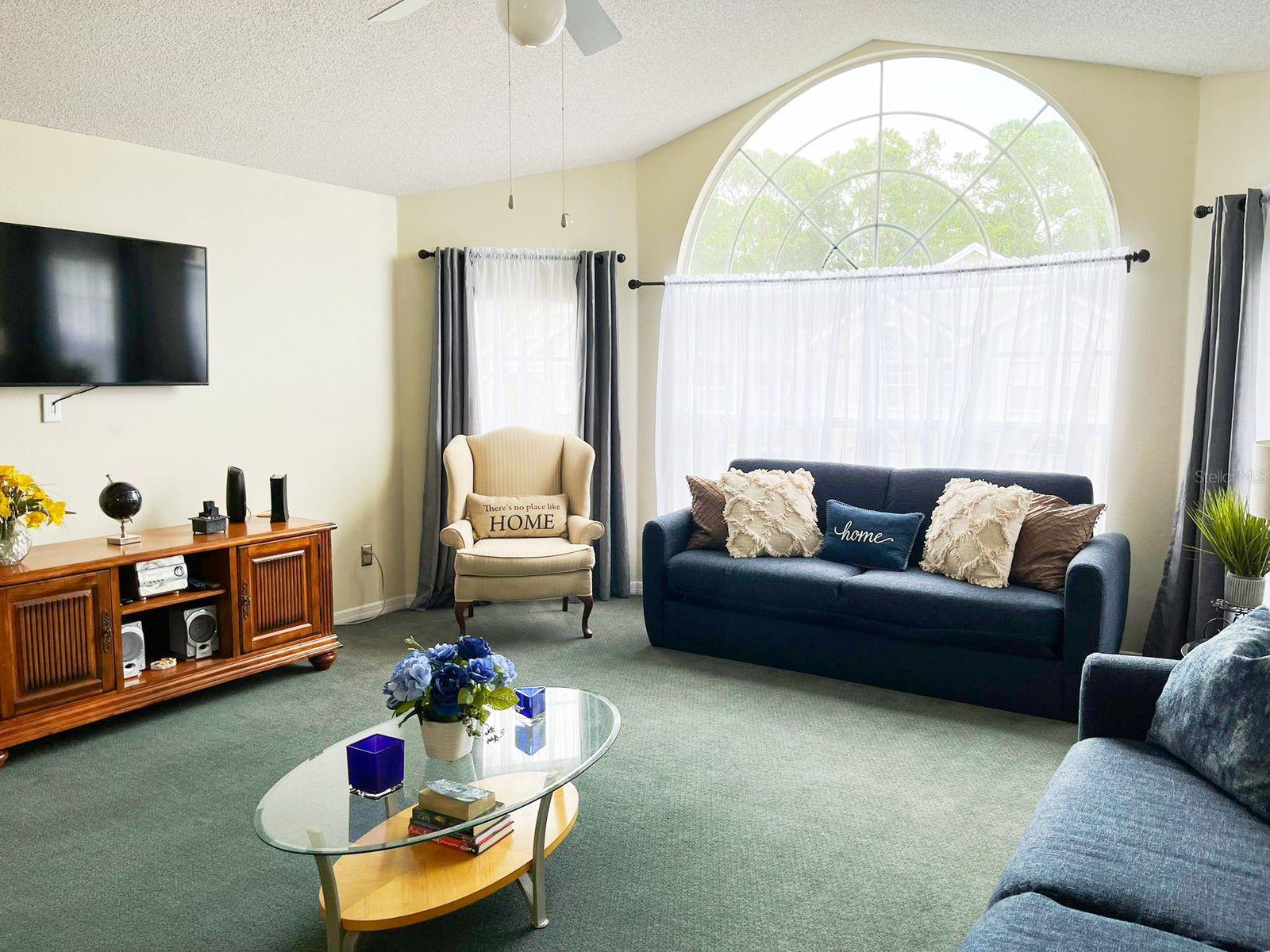 Image 37 of 46 For 2040 Royal Bay Boulevard 30