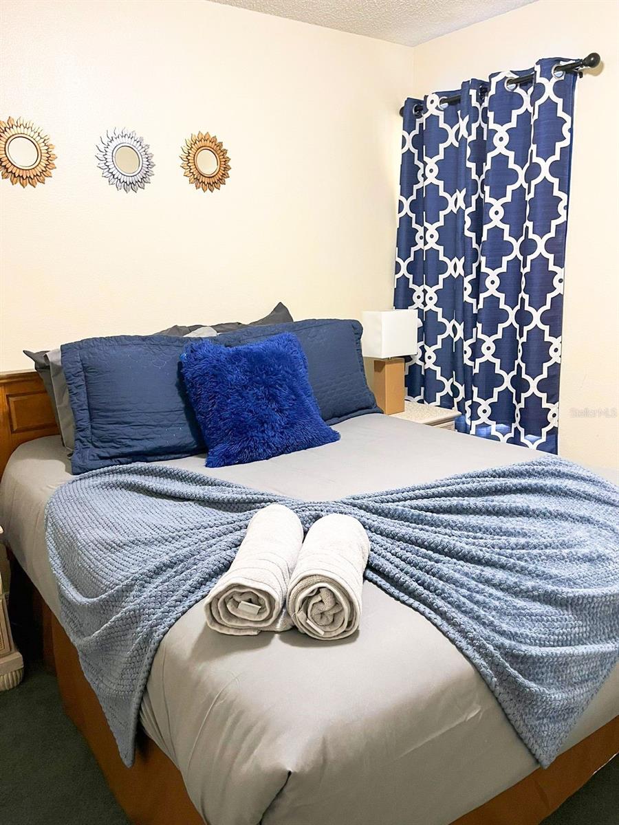 Image 44 of 46 For 2040 Royal Bay Boulevard 30