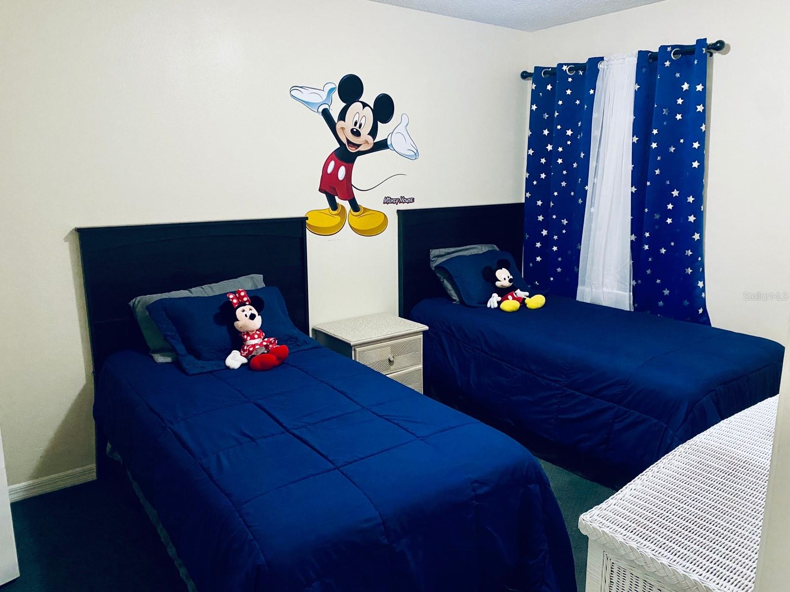 Image 9 of 46 For 2040 Royal Bay Boulevard 30