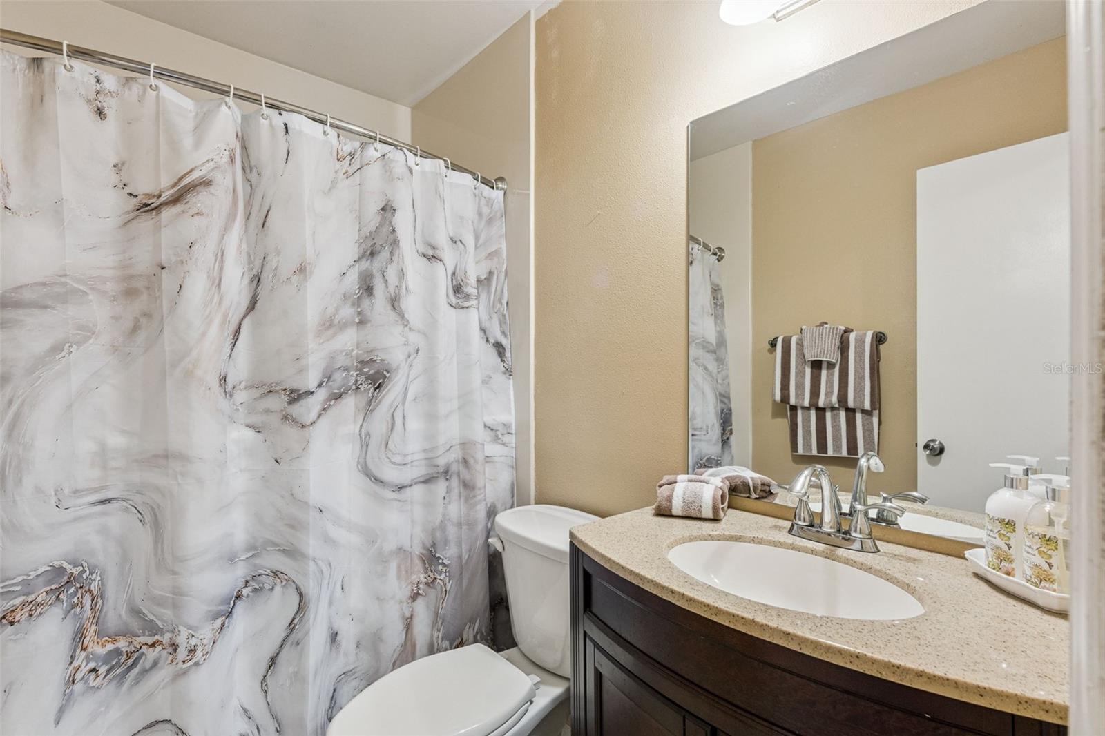 Image 20 of 35 For 1042 Seminole Creek Drive