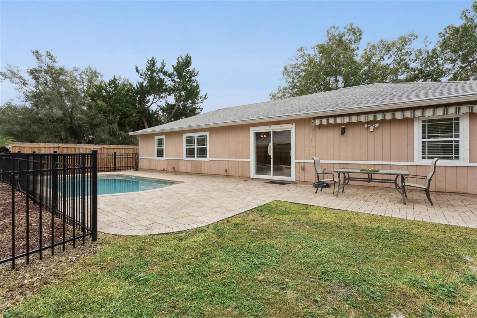 Image 28 of 35 For 1042 Seminole Creek Drive