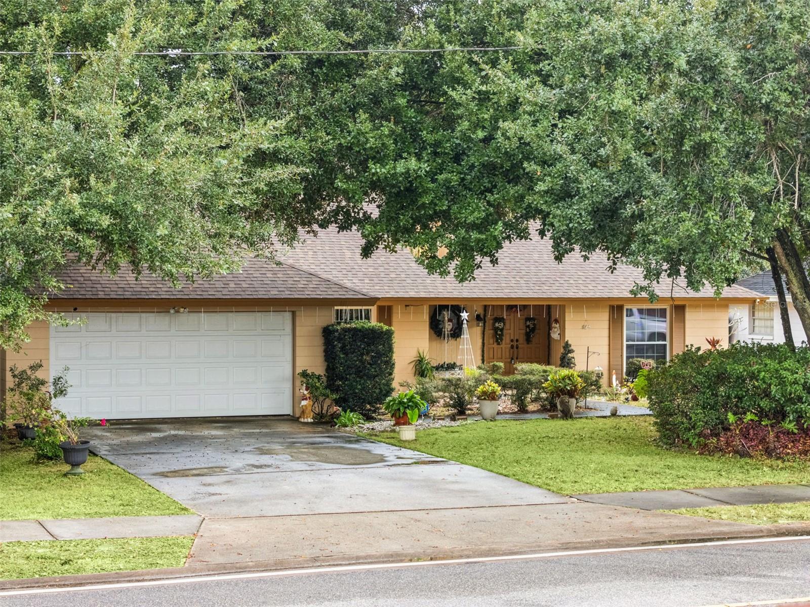 Image 2 of 36 For 611 Forsyth Road