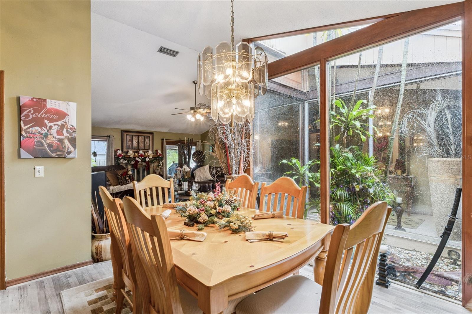 Image 25 of 36 For 611 Forsyth Road