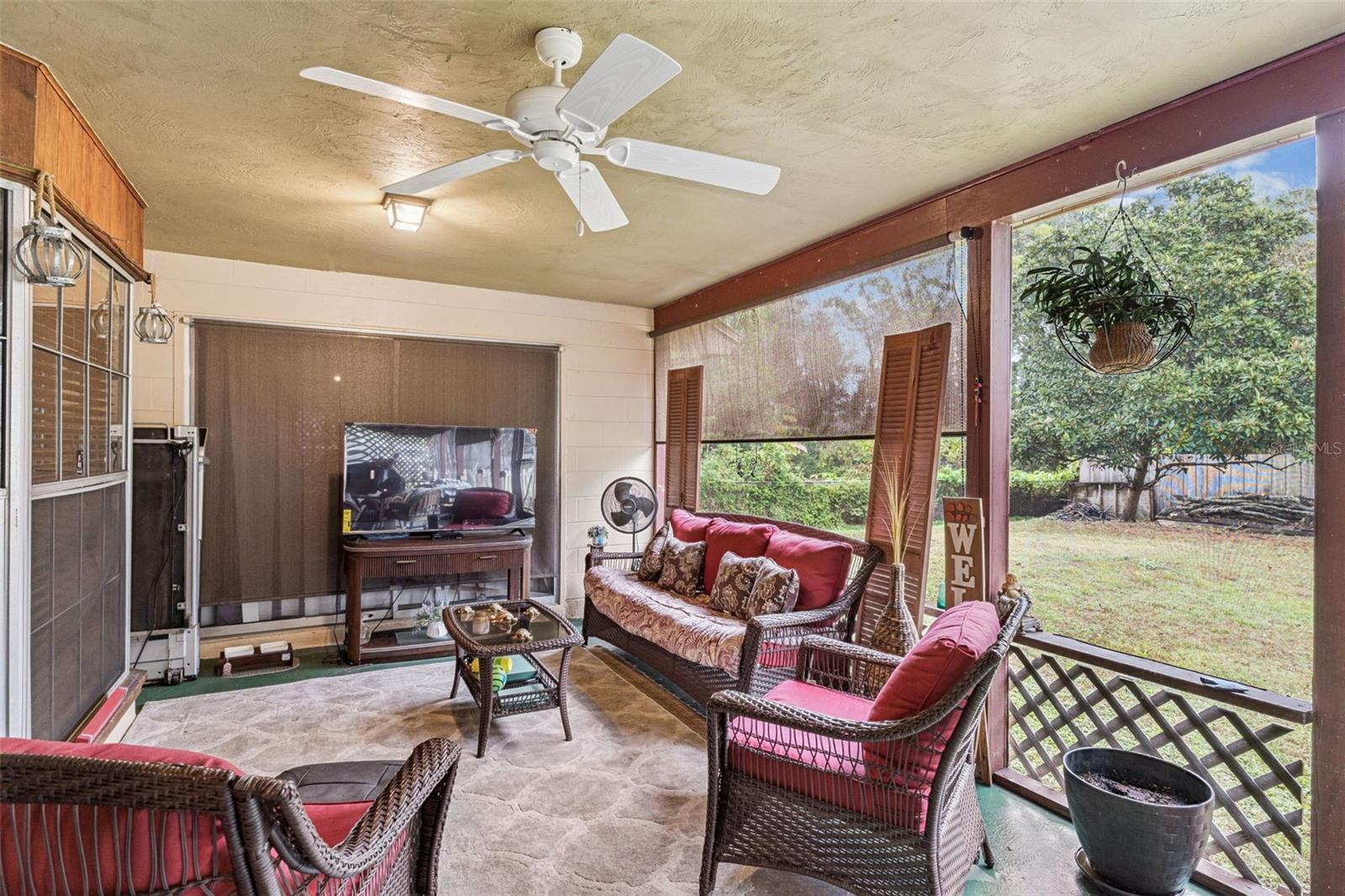 Image 27 of 36 For 611 Forsyth Road