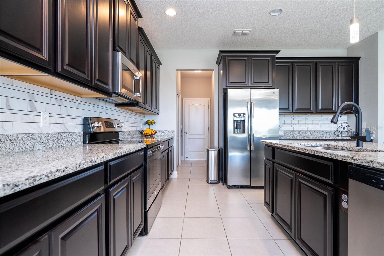 Image 18 of 66 For 15688 Orange Harvest Loop