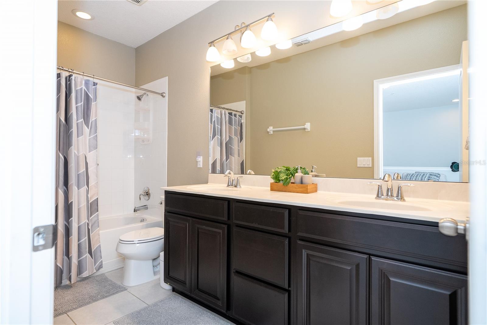 Image 49 of 66 For 15688 Orange Harvest Loop