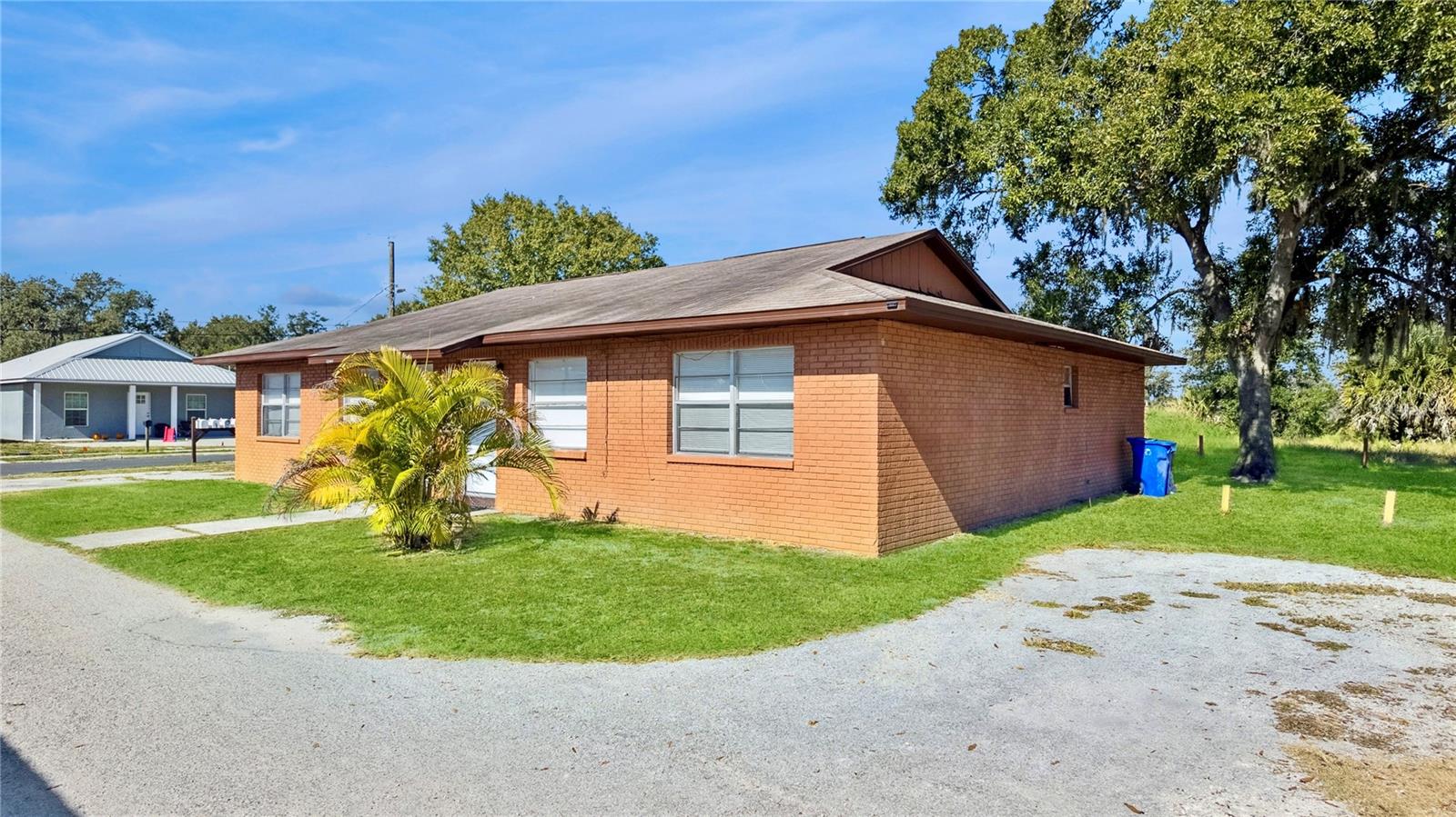 Image 4 of 6 For 466 & 468 Oregon Avenue