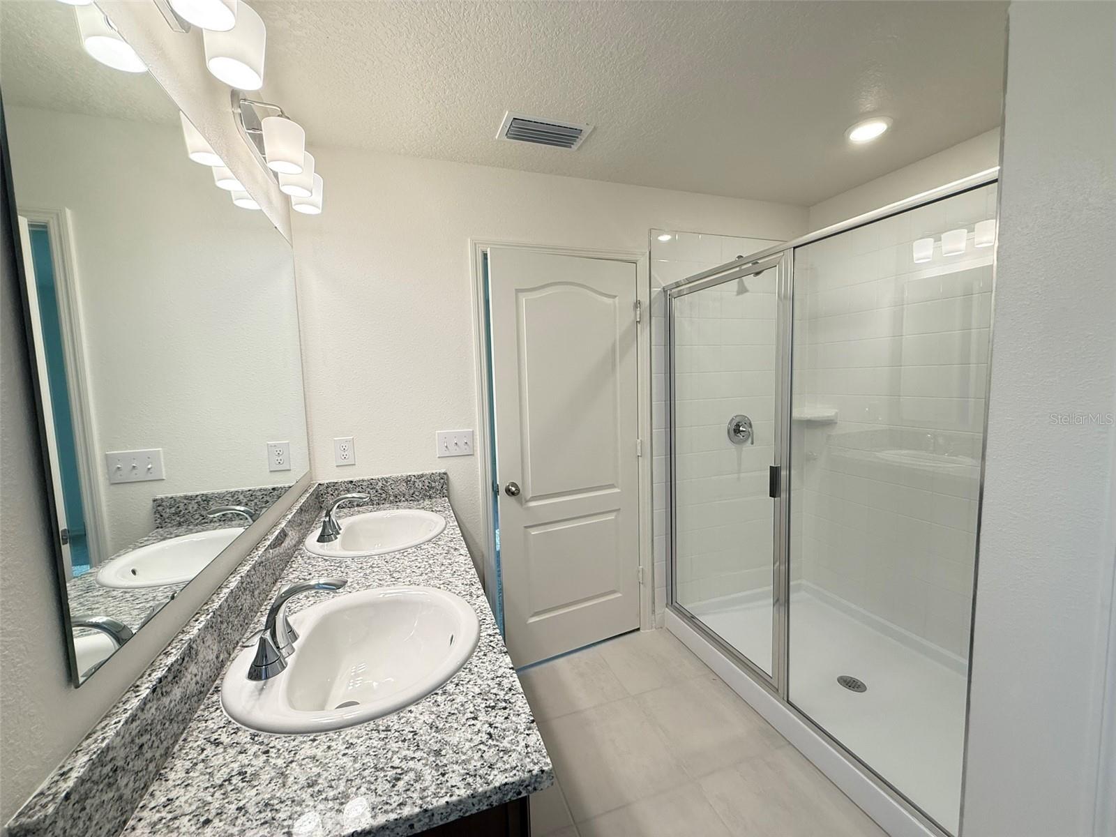 Image 19 of 24 For 8453 Monterey Pine Way